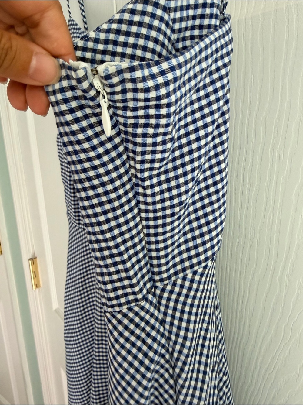 Old Navy Blue White Gingham Sundress XL Adjustable Straps Smocked Back Dress - Picture 4 of 10